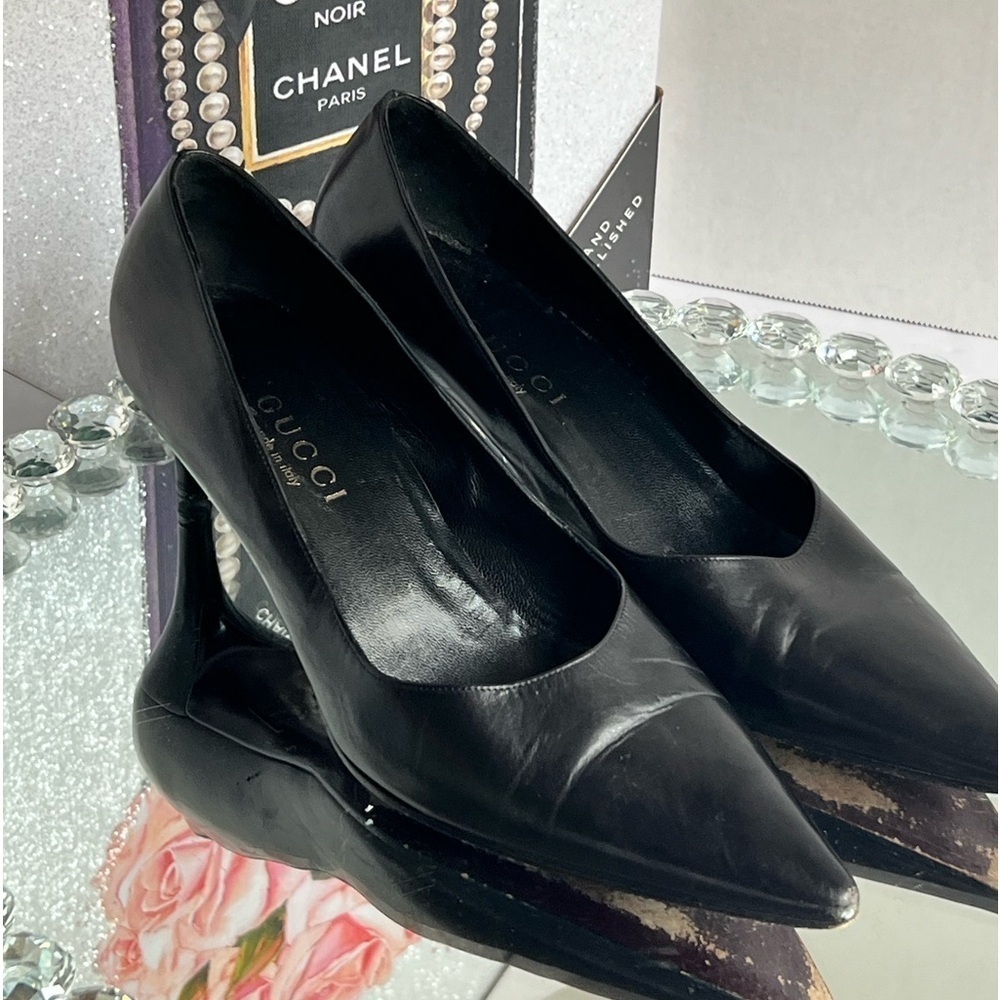 GUCCI  Black Leather Classic Pump 1012555  Size 38.5 C Made in Italy